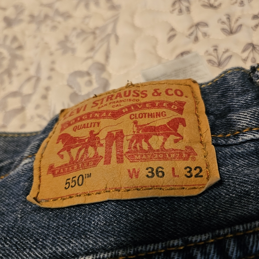 Mens levi 560
